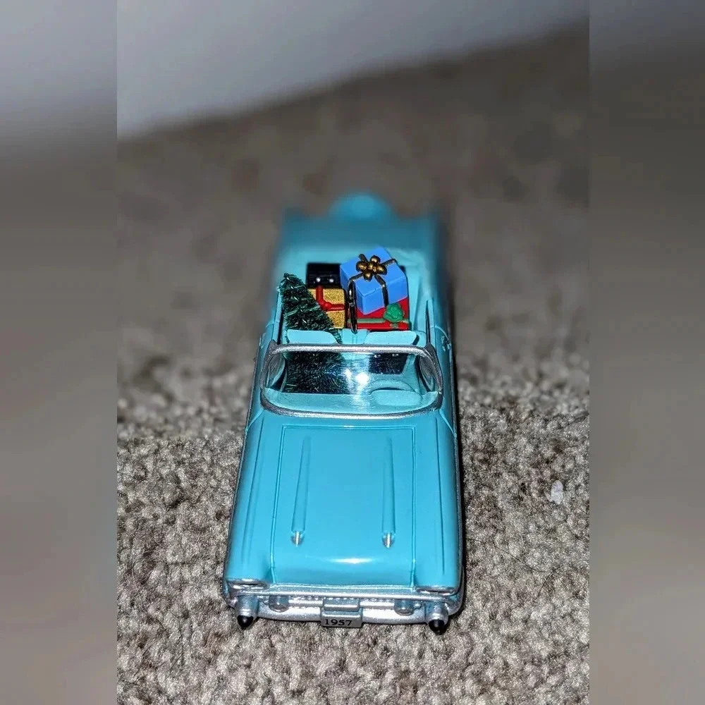 1994 Chevrolet 1957 Bel Air Hallmark‎ Retired Series Ornament